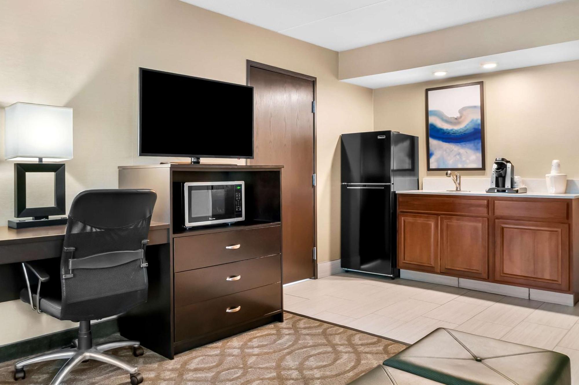 Best Western Okemos/East Lansing Hotel & Suites Luaran gambar